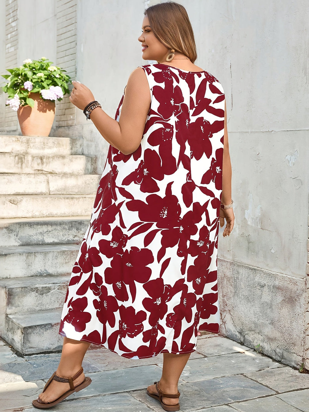 Plus Size Sleeveless Floral Midi Dress