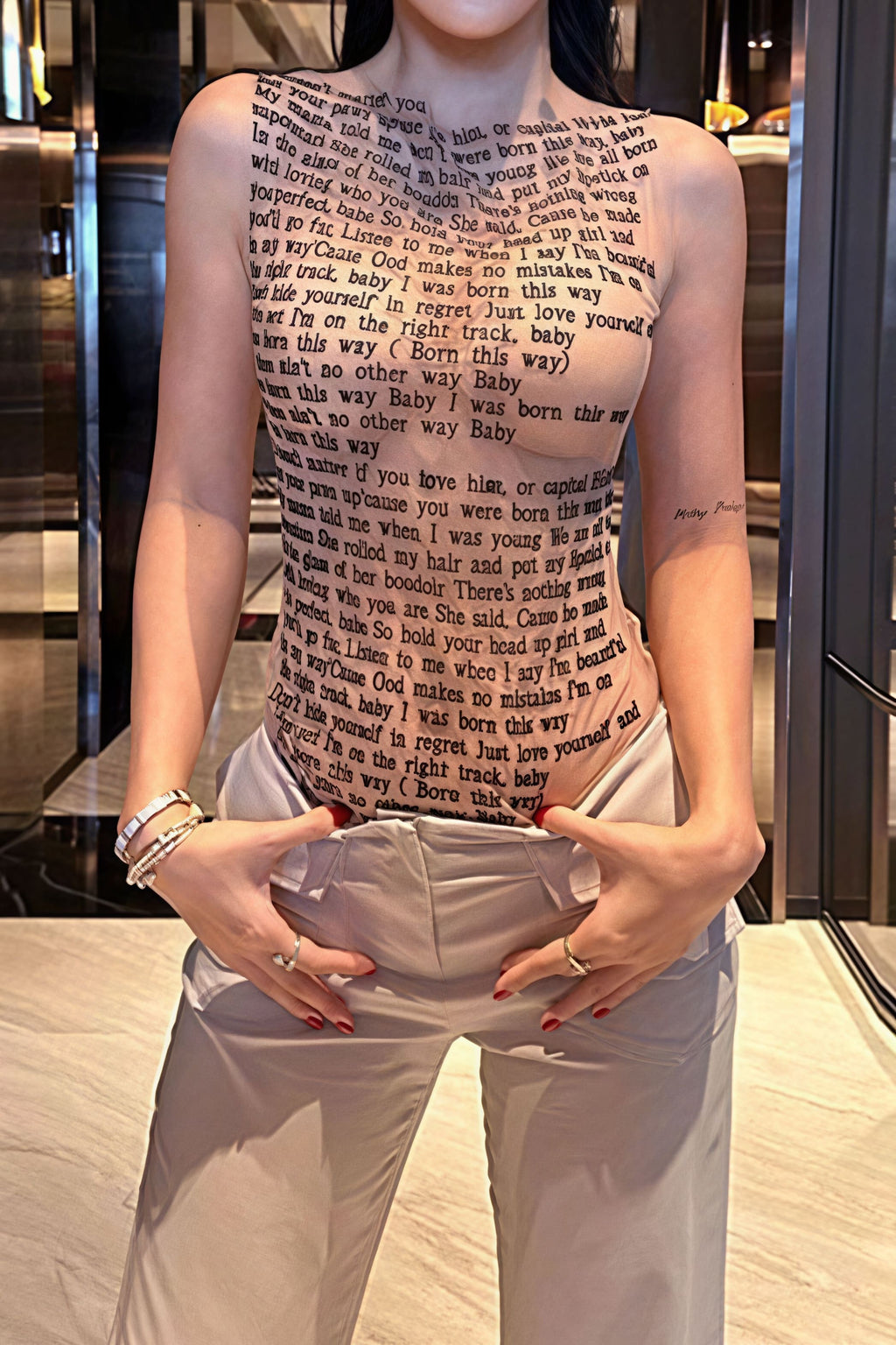 Letter Print Sheer Mesh Sleeveless Crew Neck Slim Blouse