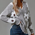 Trie | Women's Floral Applique V-Neck Sweater