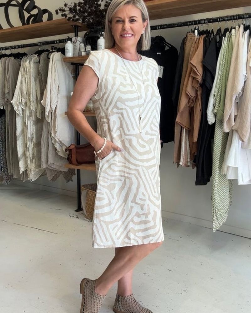 Abstract Zebra Print Scoop Neck Short Sleeve Swing Casual Midi Dress