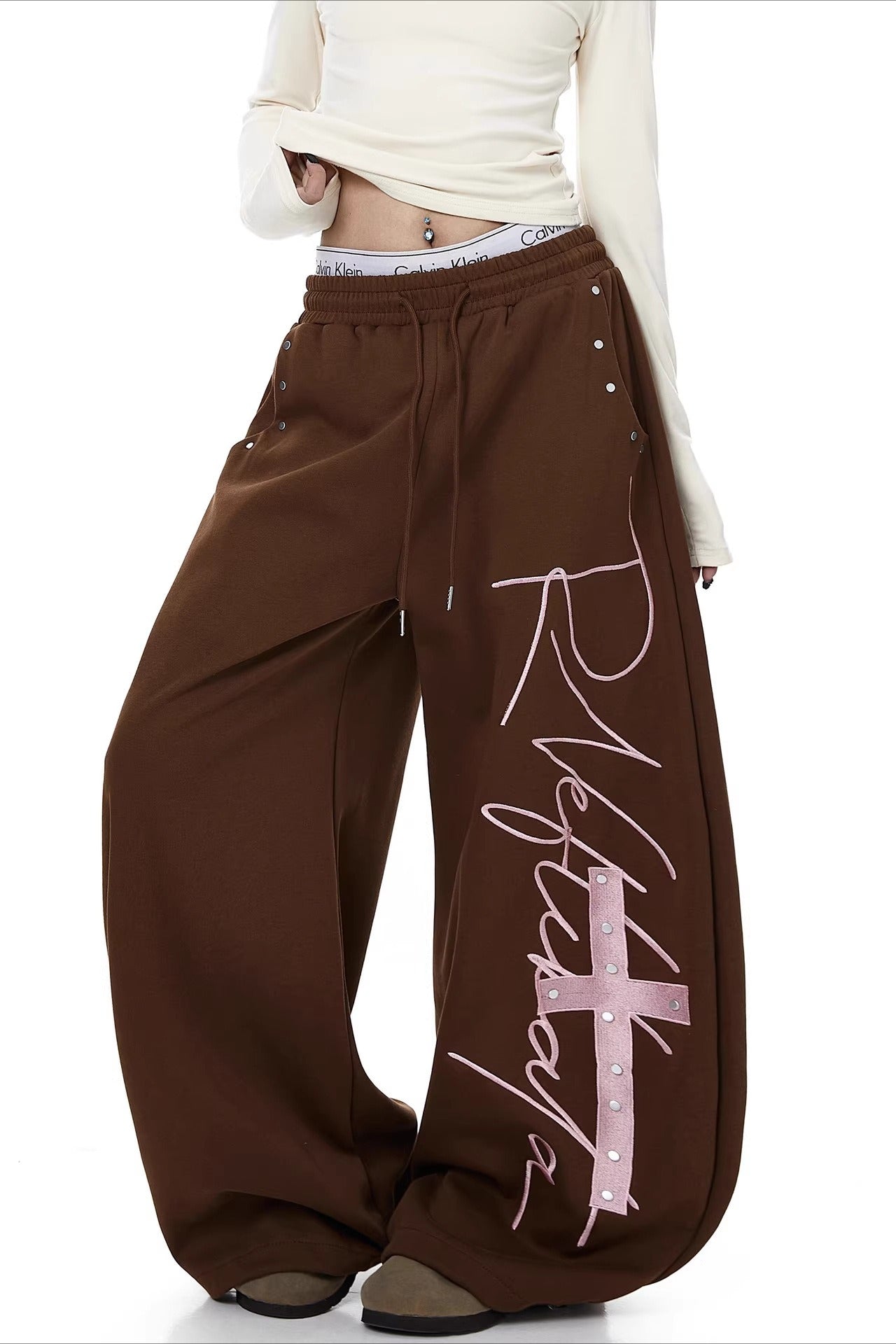 Contrast Print Curved Leg Wide Pants