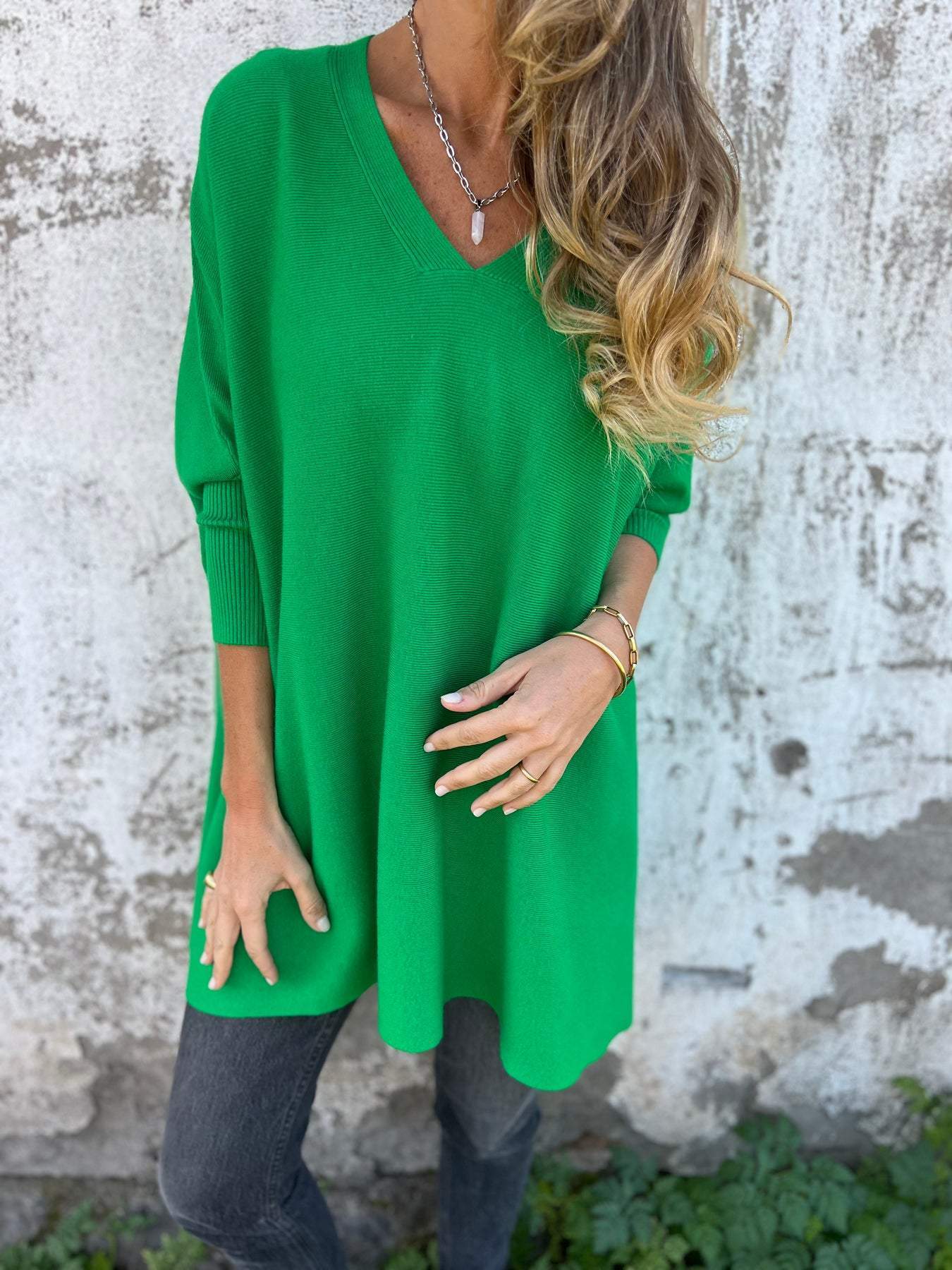 Koa | Women's Oversized V-Neck Tunic Sweater