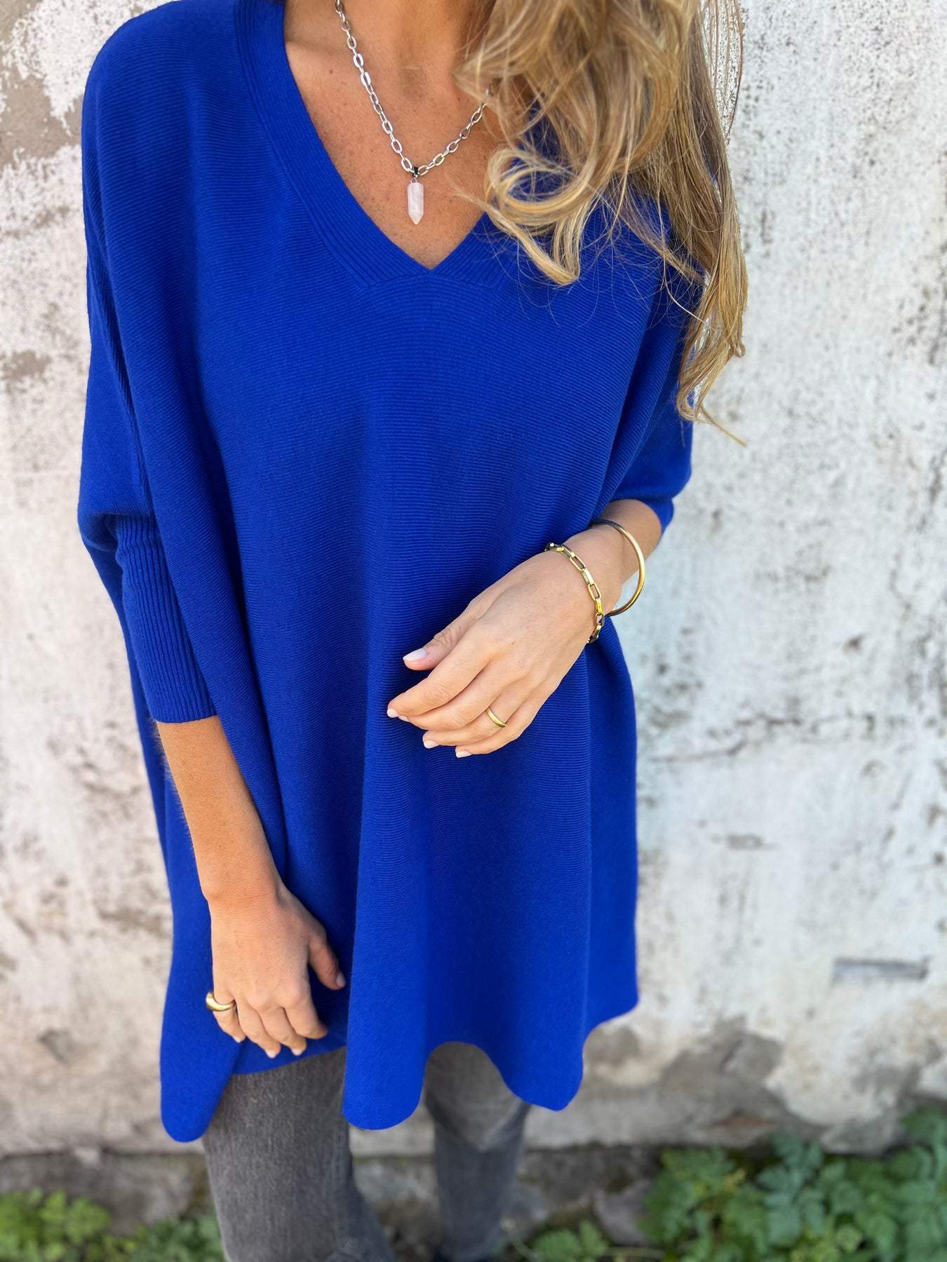 Koa | Women's Oversized V-Neck Tunic Sweater