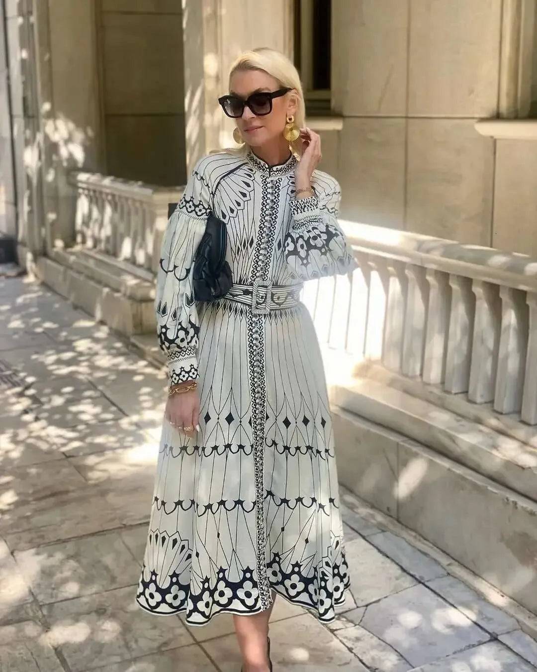 Vintage Stand Collar Cinched Bohemian Dress – view 2