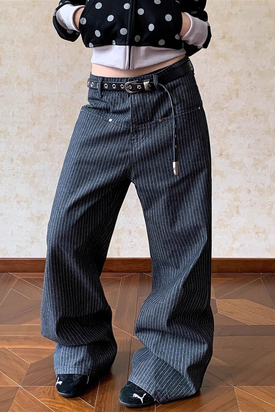 Retro Vertical Stripe Loose Straight Jeans