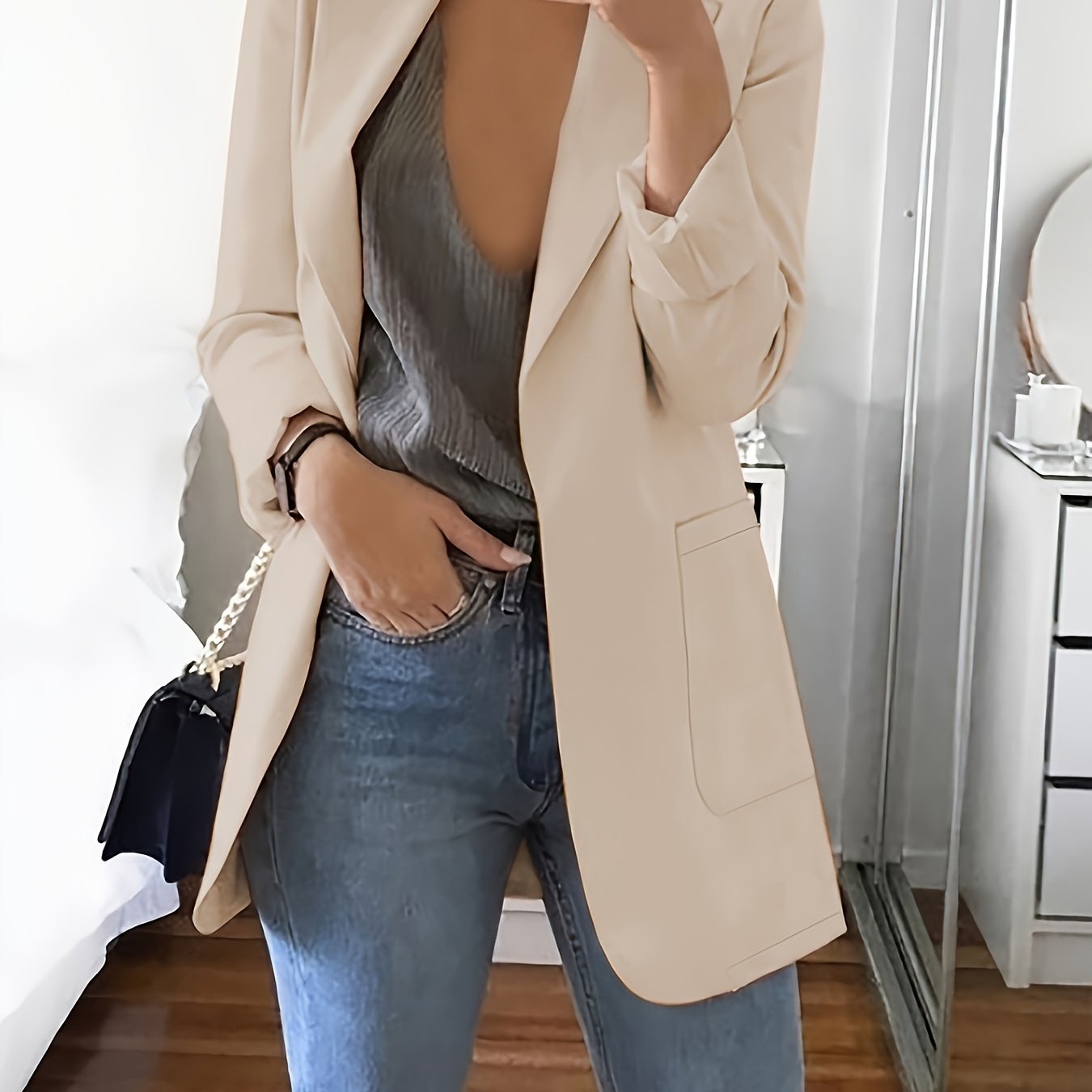 Elegant Tailored Longline Blazer for Business