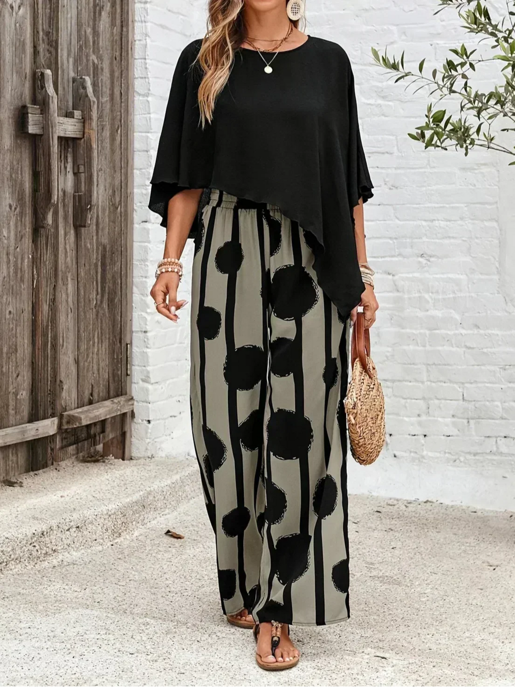 Mila | Women’S Asymmetric Top And Printed Pant Set
