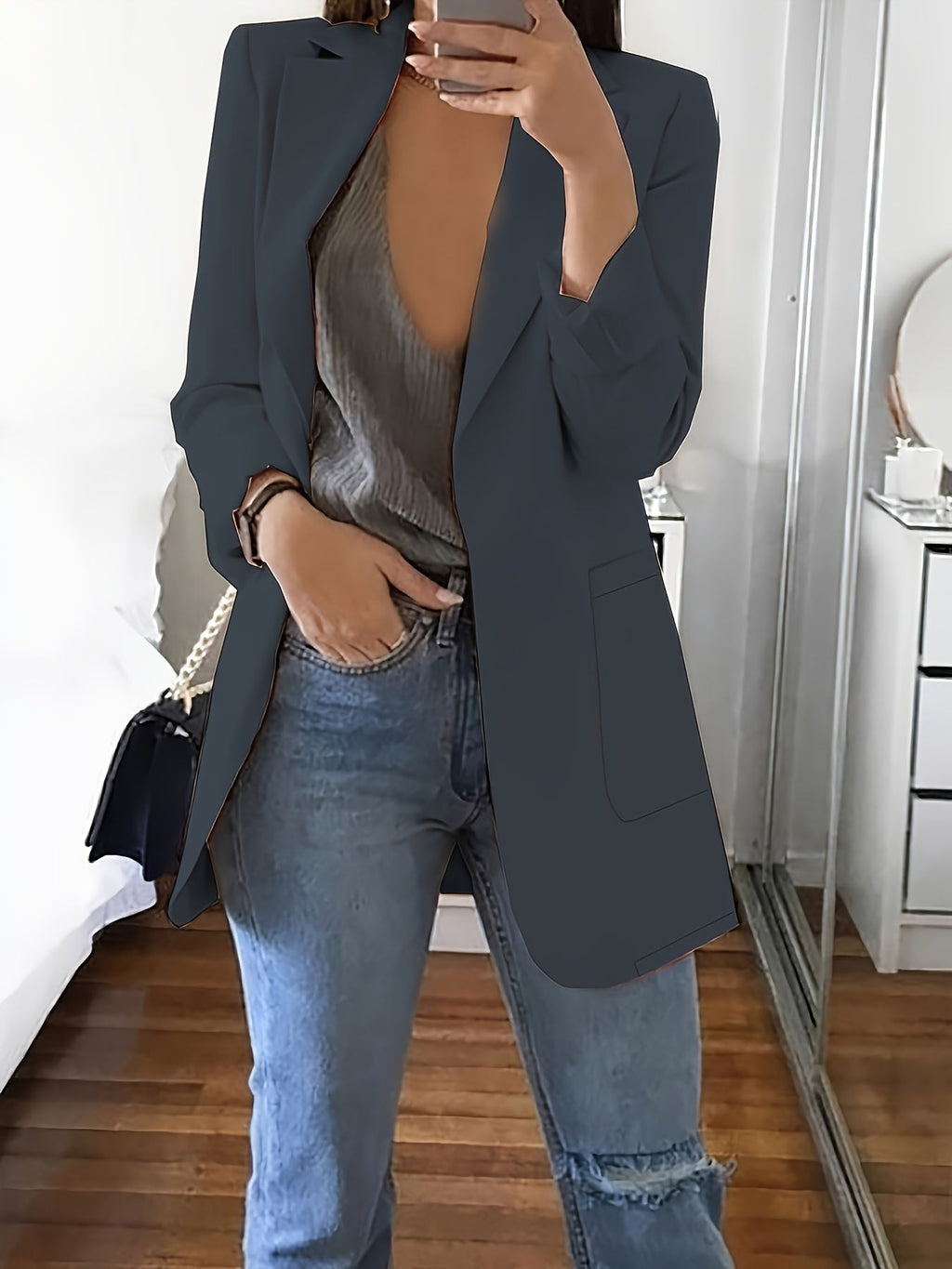 Elegant Tailored Longline Blazer for Business