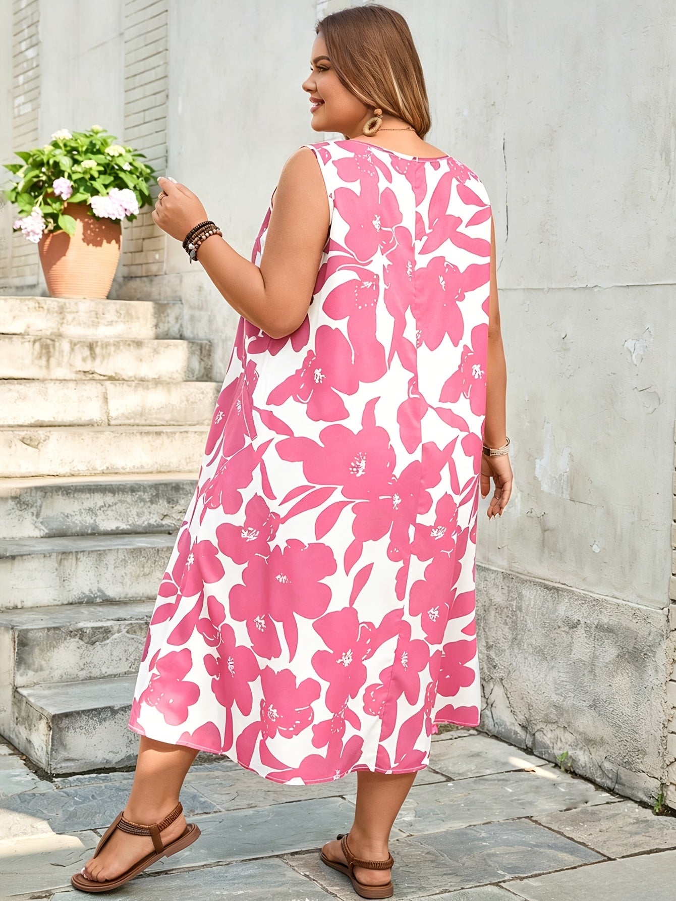 Plus Size Sleeveless Floral Midi Dress