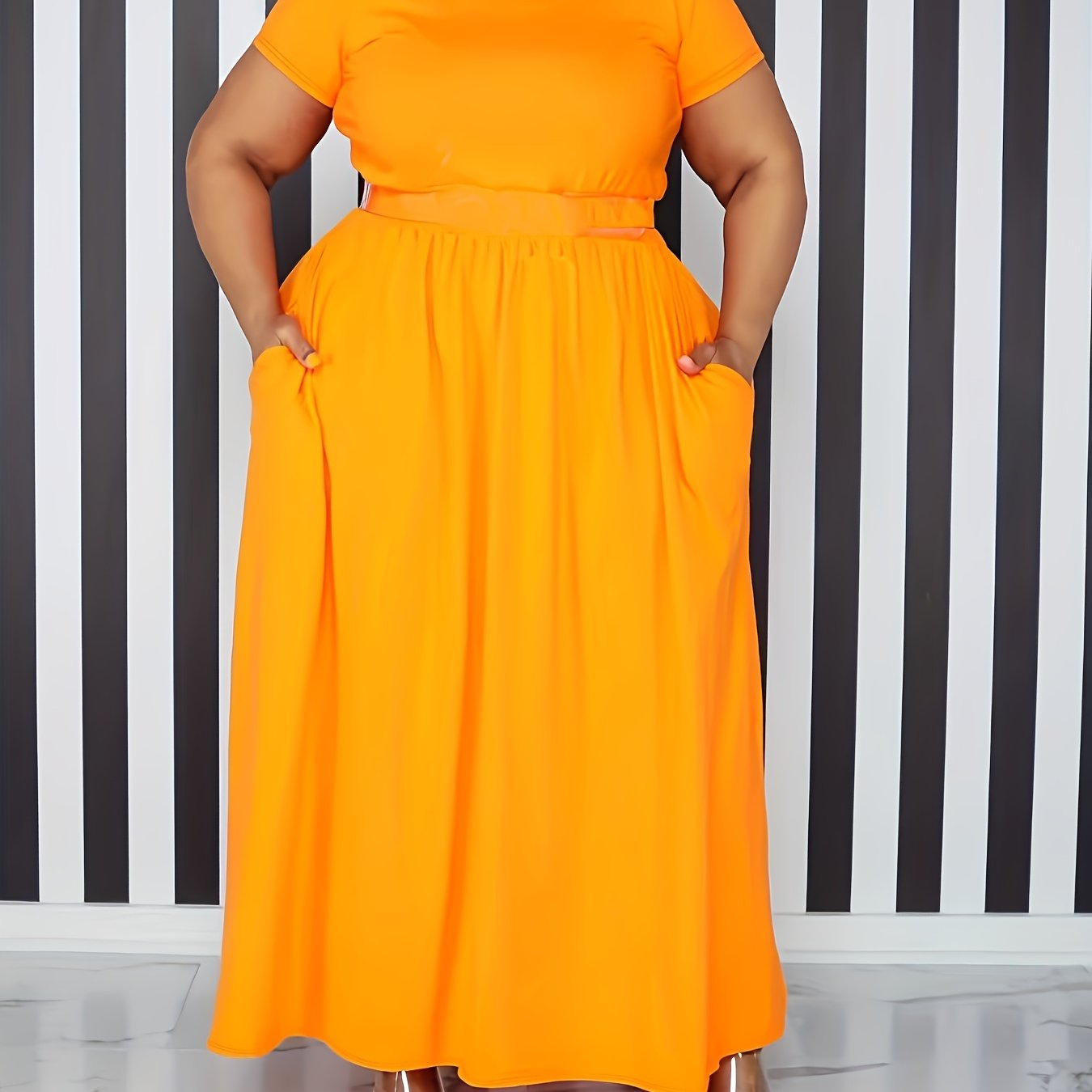 Plus Size Short Sleeve Flowy Maxi Dress