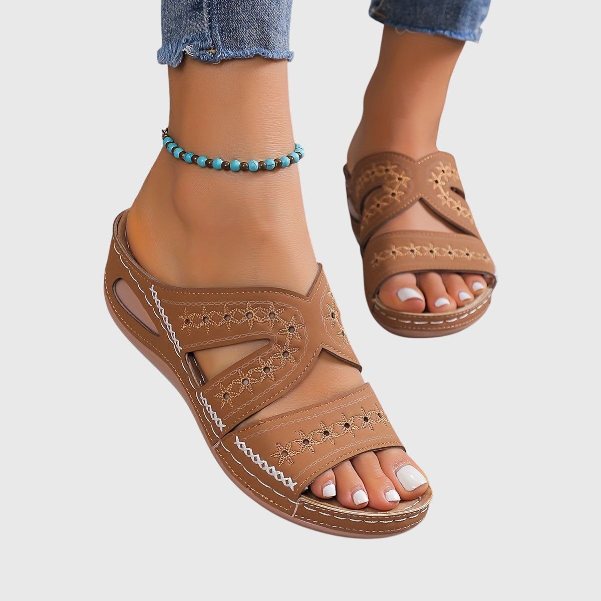 Noëlle Lightweight Sandals