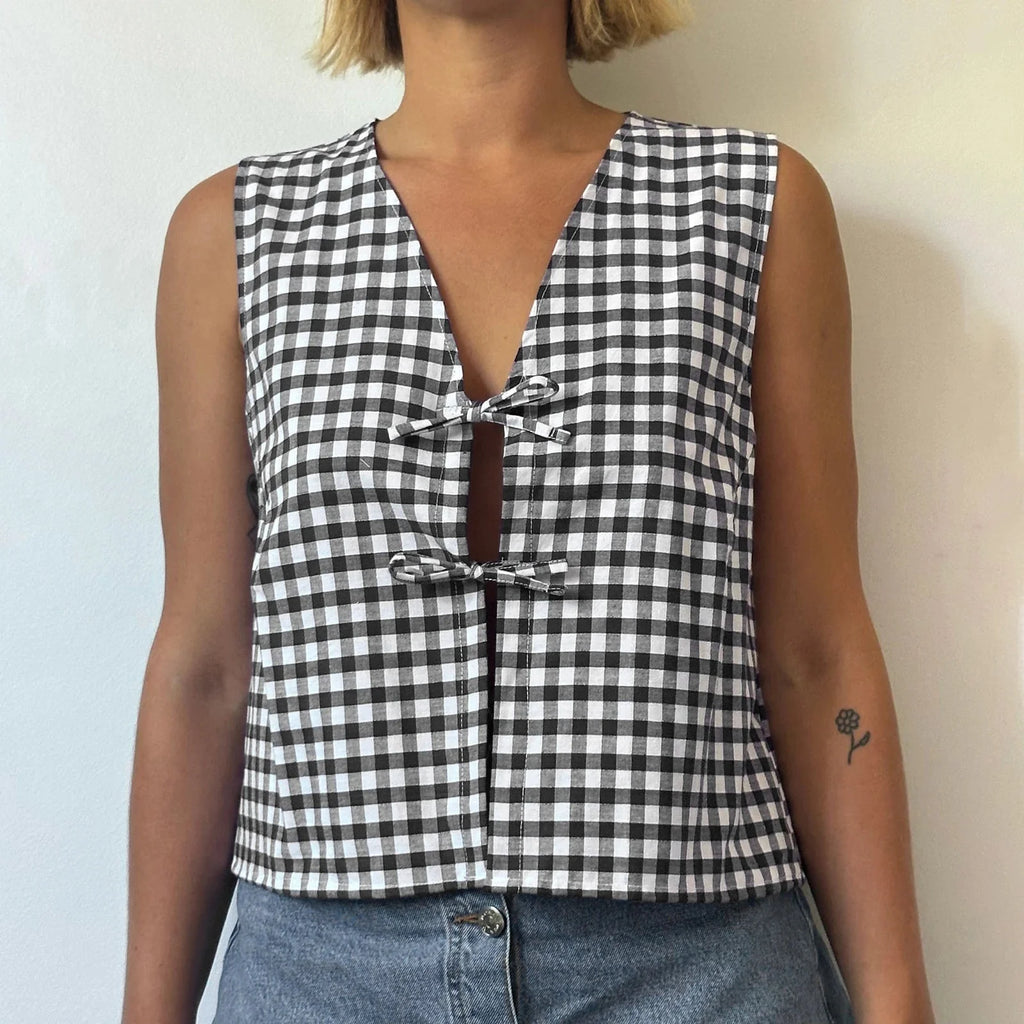 Tie Front V-Neck Crop Top