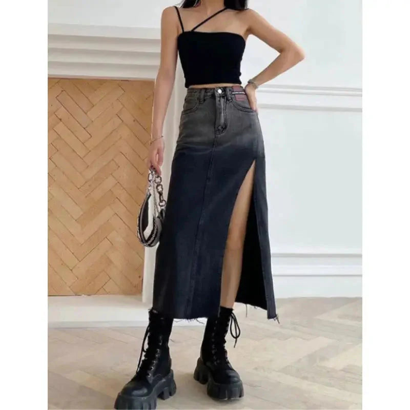 Mid-length Slit Denim Skirt