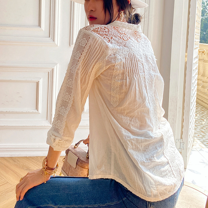 Nomadic Bohemian Floral Stitched Lace Extended Sleeve Blouse