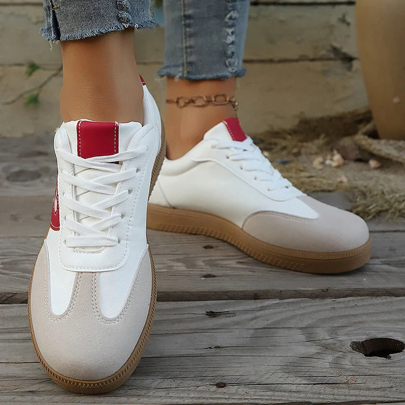 Heart Cutout Panelled Gum Sole Lace Up Casual Sneaker