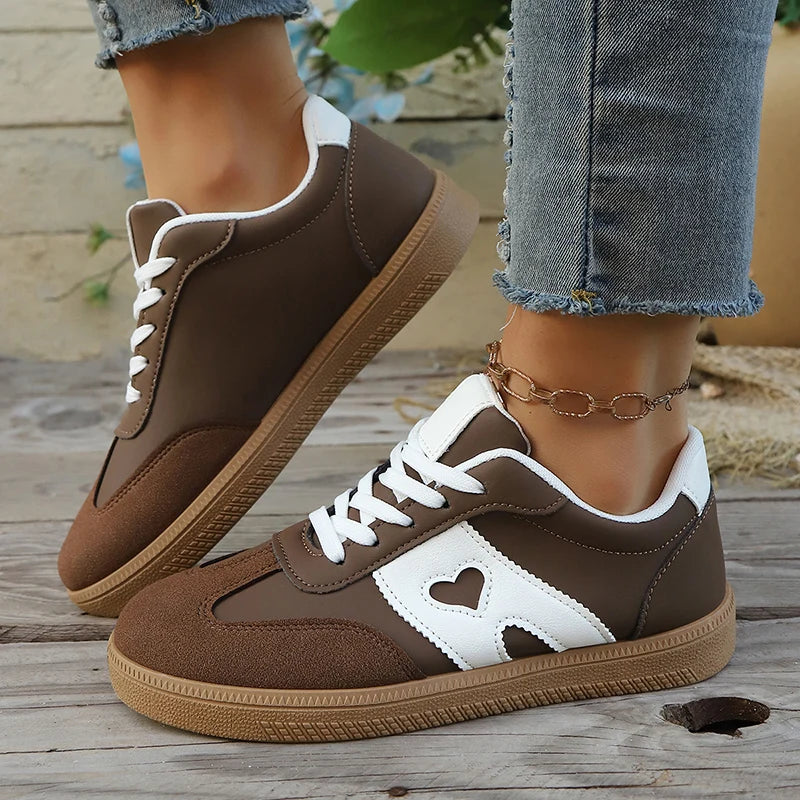 Heart Cutout Panelled Gum Sole Lace Up Casual Sneaker