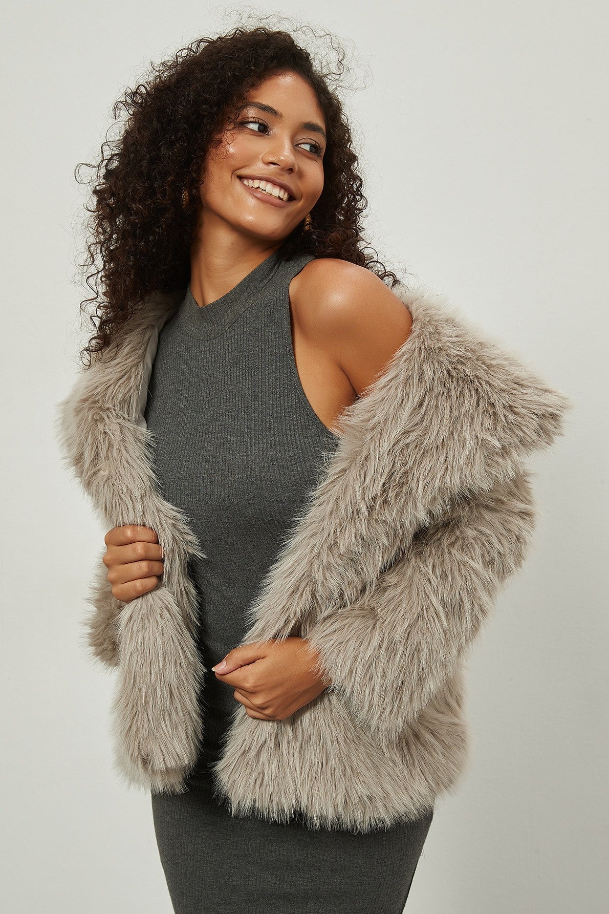 Woman wearing Notch-Lapel Faux-Fur Winter Coat from Hicosy — view 3