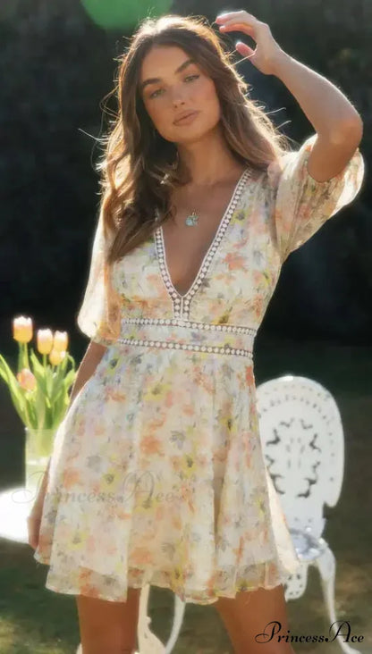 Antique Flower Pattern Long Sleeve Cutout Seductive V-neck Mini Boho Dress