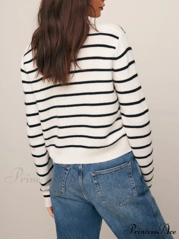 Button-Up Solid Extended Sleeve Informal Soft Knitted Cardigan