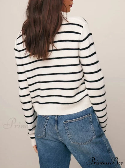 Button-Up Solid Extended Sleeve Informal Soft Knitted Cardigan