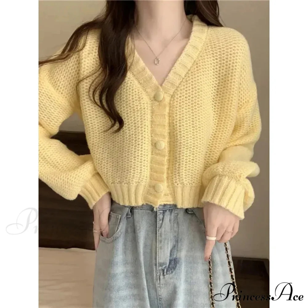 Button-Up V-Neck Charming Informal Knit Cardigan