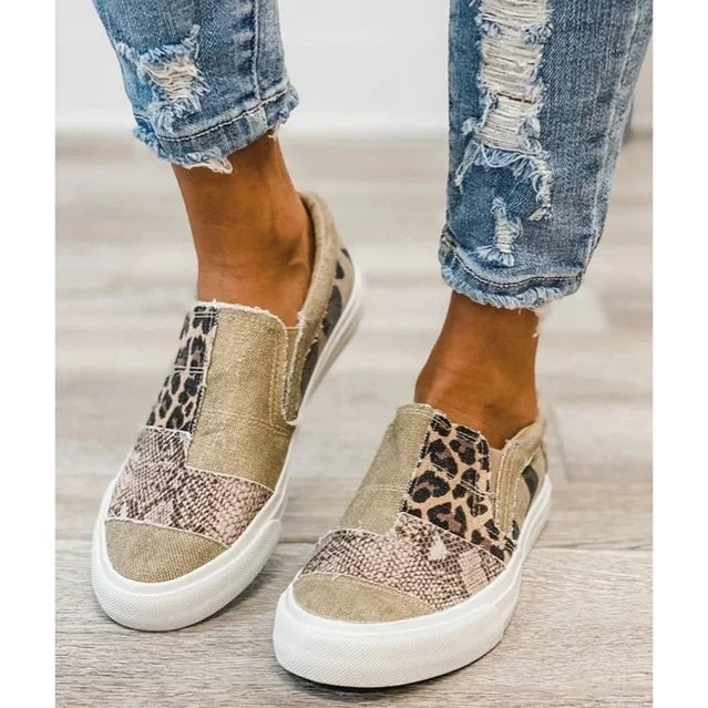 Casual Pieced Raw Edge Animal Print Canvas Slip-On Flats