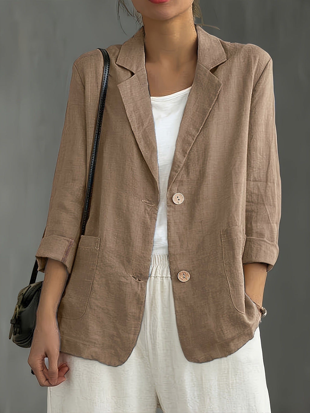 Tailored Linen Blazer with Patch Pockets for Casual Style