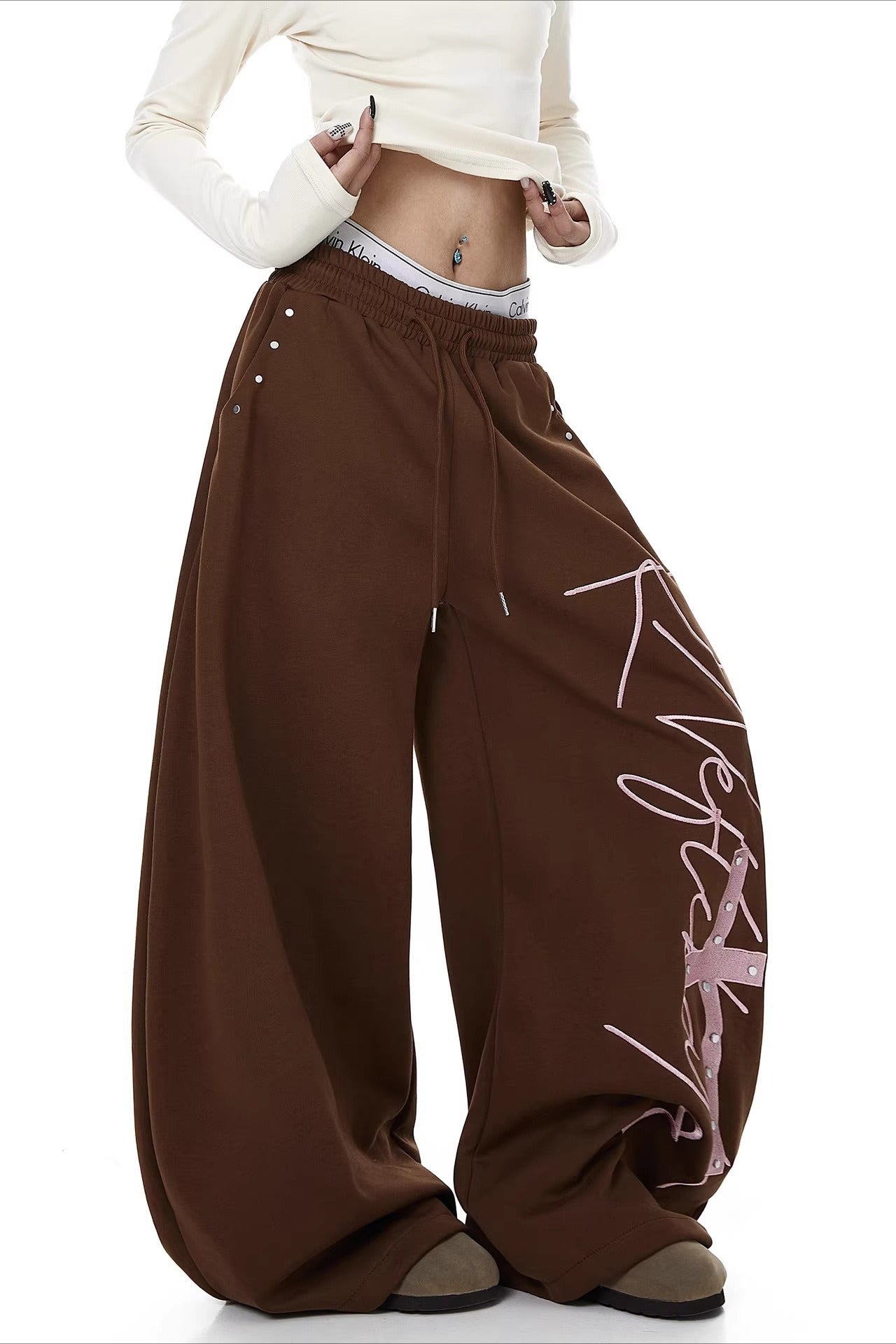 Contrast Print Curved Leg Wide Pants