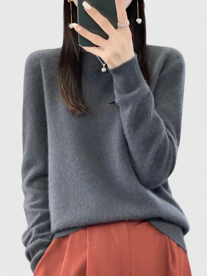 Rizalinda | Women's Crew Neck Wool Knit Sweater