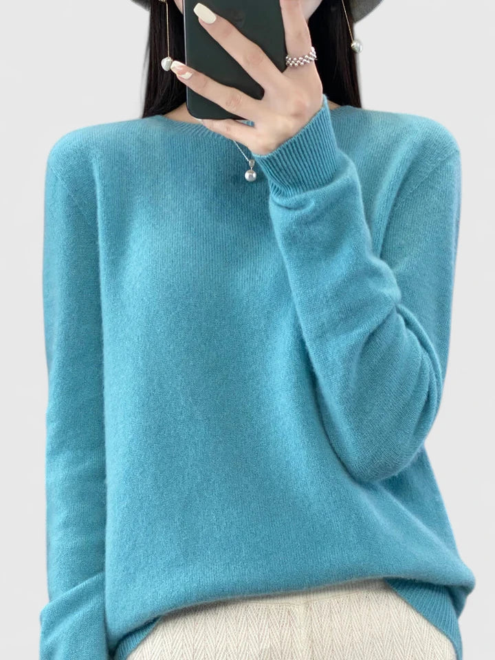Rizalinda | Women's Crew Neck Wool Knit Sweater