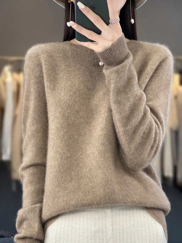 Rizalinda | Women's Crew Neck Wool Knit Sweater