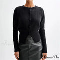 Durable Circular Neck Solo Buttoned Turn-of-the-Century Style Knitted Cardigan
