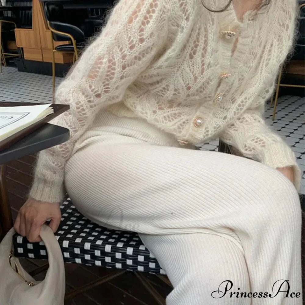 Empty Out Solitary Fastened Spring Knit Cardigan