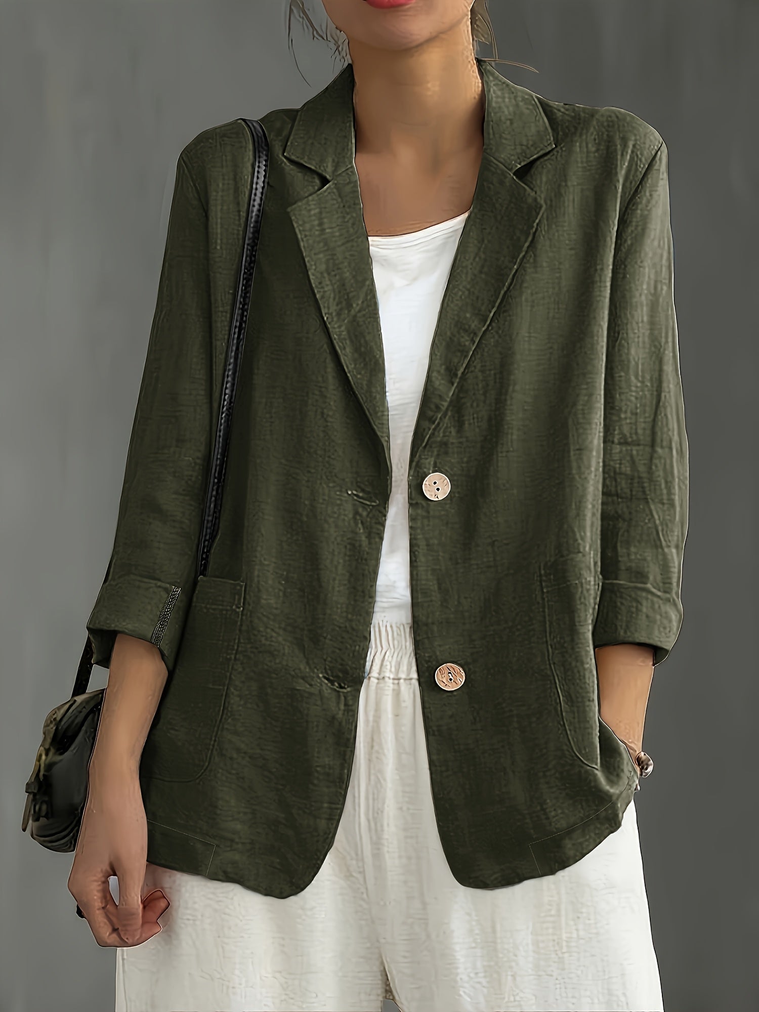 Tailored Linen Blazer with Patch Pockets for Casual Style