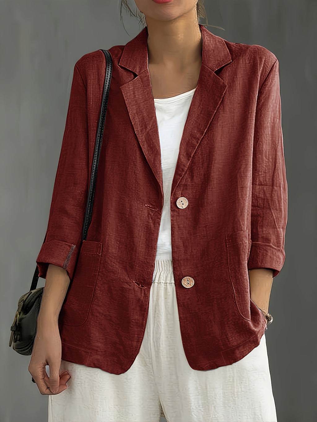 Tailored Linen Blazer with Patch Pockets for Casual Style
