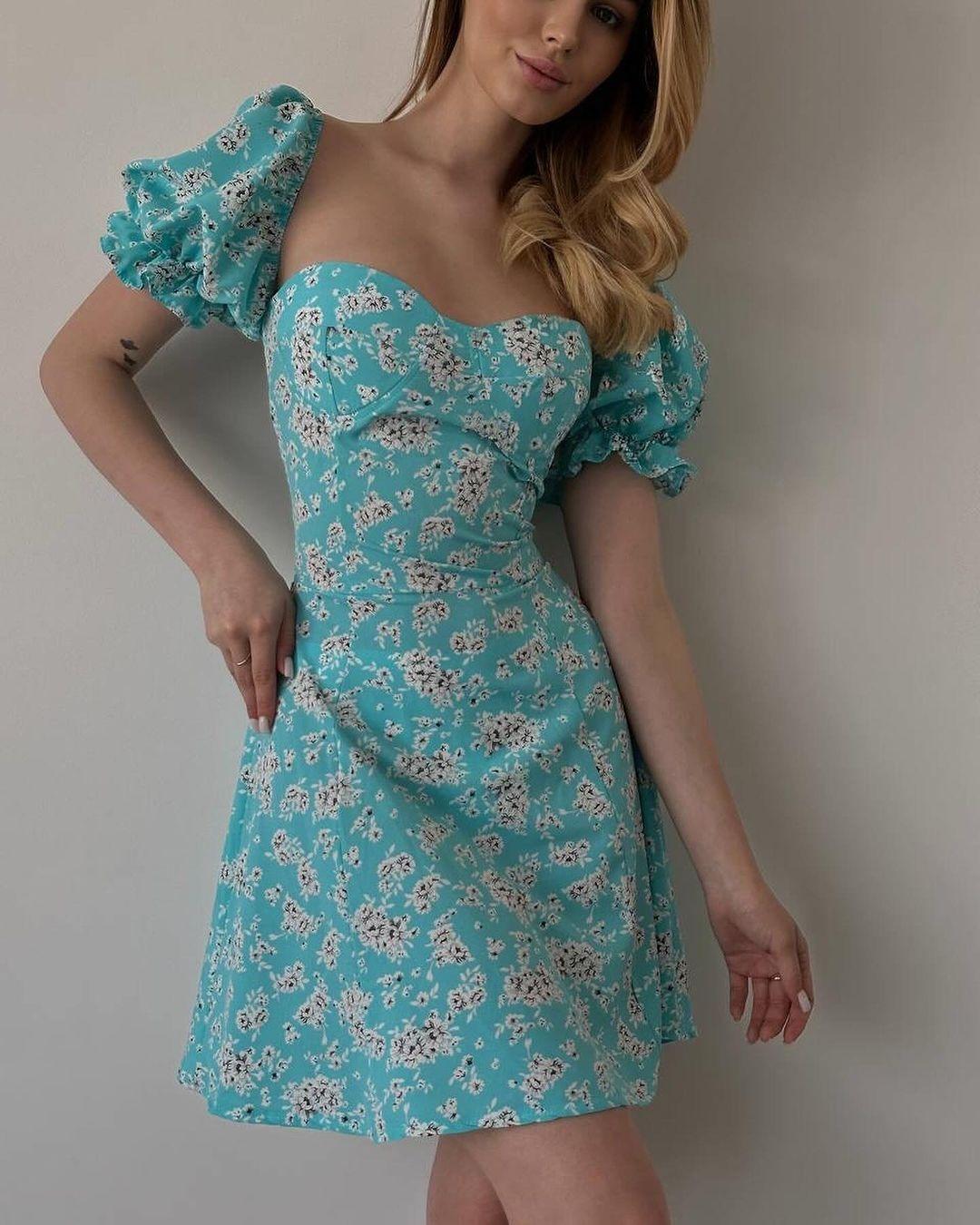 Seductive Blossom Pattern Envelop Blossom Dress