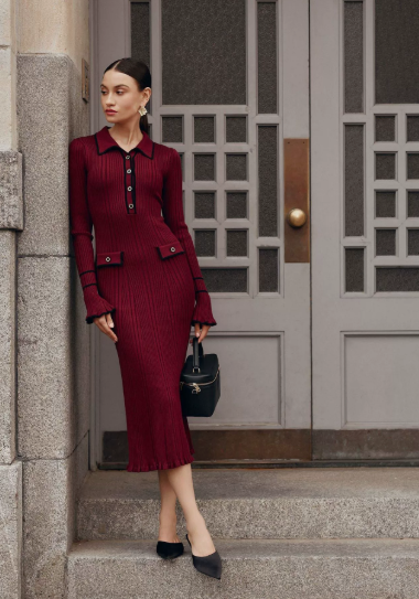 Elegant Ribbed Knit Bodycon Midi Dress
