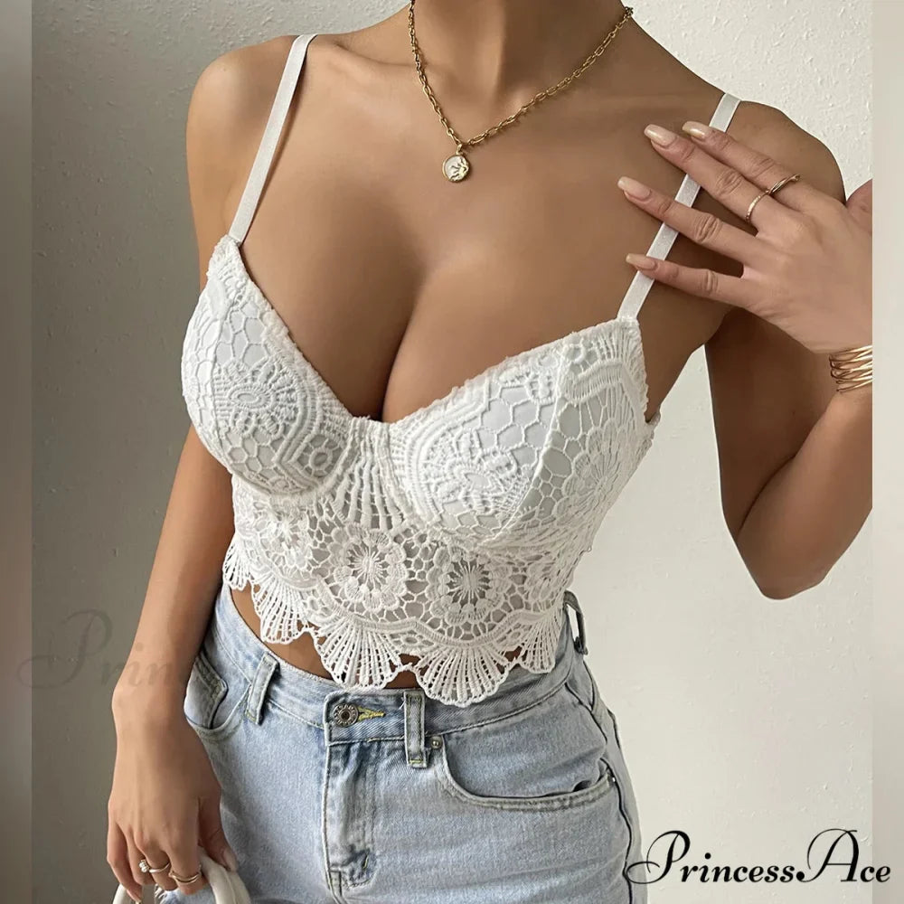 Lace Patchwork Trim Fit V-neck Backless Crop Top