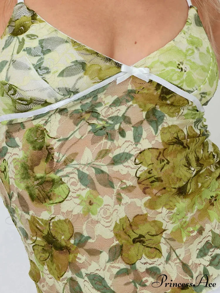 Lacy Flowery Transparent Spaghetti Strap V-neck Harajuku Crop Top