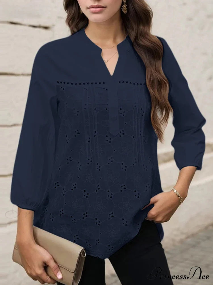 Pleated Lace Insert V-neck 3/4 Sleeve Blouse

Modified Title: Folded Lace Insert V-neck Three-Quarter Sleeve Top