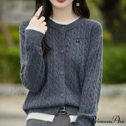 Stitched Small Bear Baggy Cashmere O-Neck Cardigan