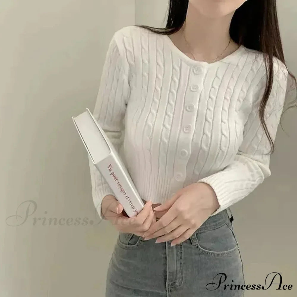 Textured Cable Knit Trim Fit Button-Up Cropped Cardigan